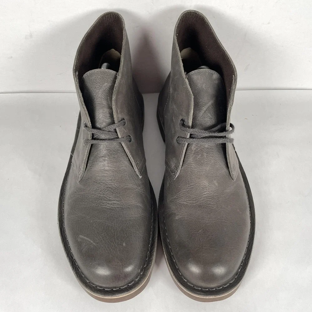 Clarks Desert Chukka Boots Mens Size 9.5 Gray Leather Lace Up Casual Shoes